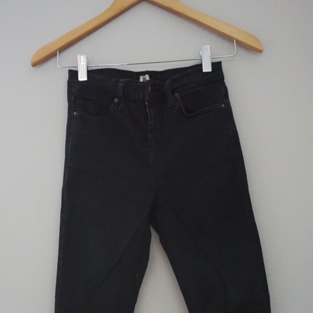 Black high-waisted TopShop Jeans